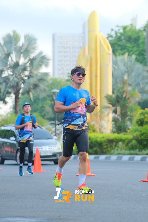Race photo from Isoplus Run 2024 Surabaya