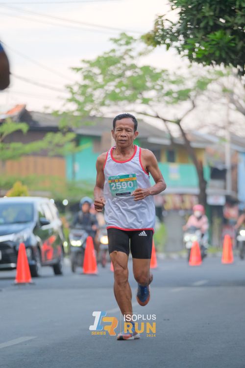 Race photo from Isoplus Run 2024 Surabaya