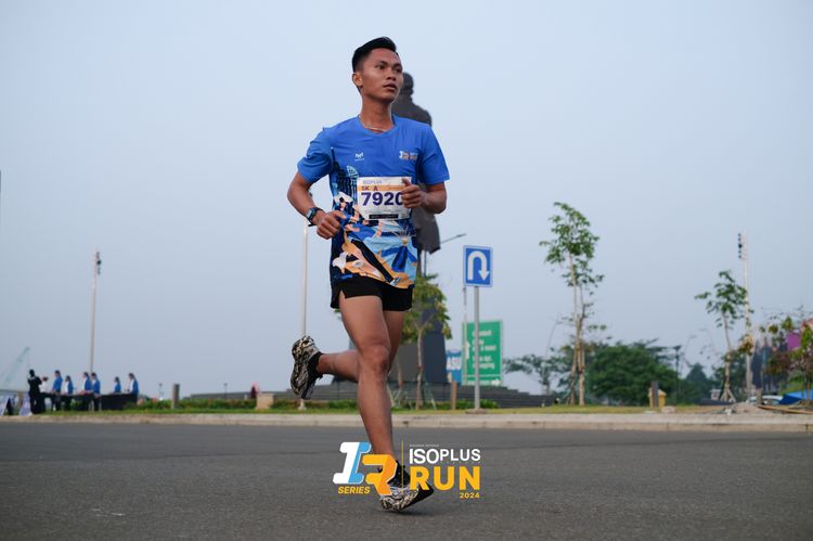 Race photo from ISOPlus Run 2024 Jakarta