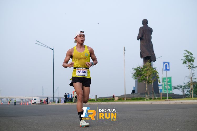 Race photo from ISOPlus Run 2024 Jakarta