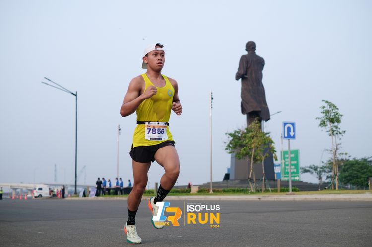 Race photo from ISOPlus Run 2024 Jakarta