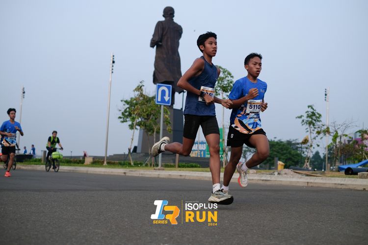 Race photo from ISOPlus Run 2024 Jakarta