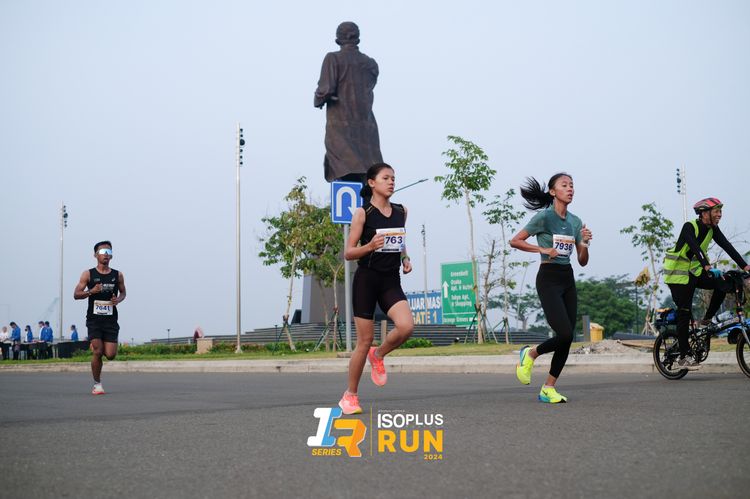 Race photo from ISOPlus Run 2024 Jakarta