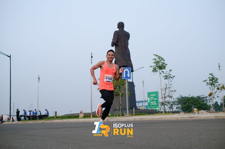 Race photo from ISOPlus Run 2024 Jakarta