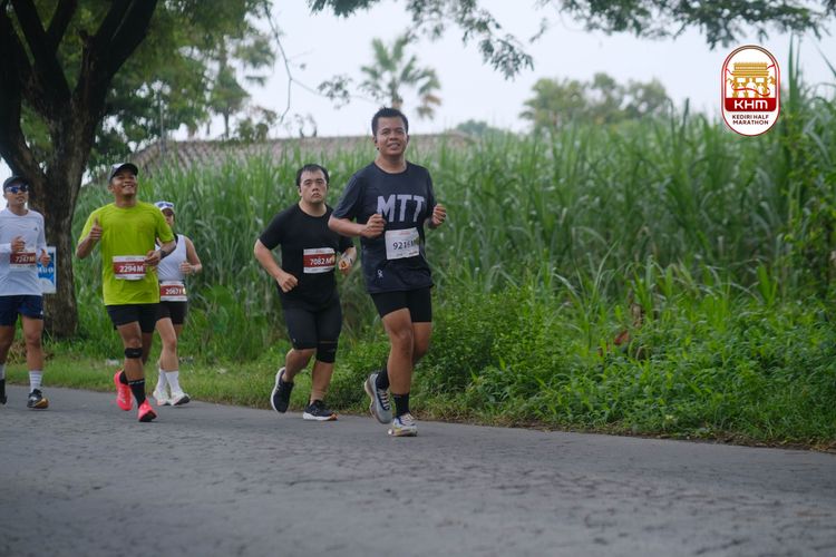 Race photo from Kediri Half Marathon 2025