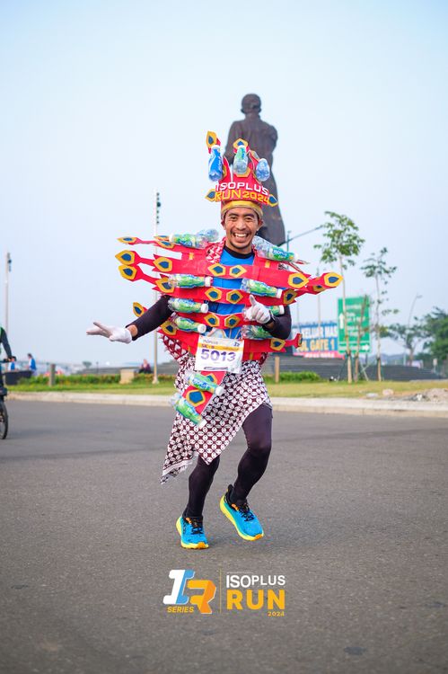 Race photo from ISOPlus Run 2024 Jakarta