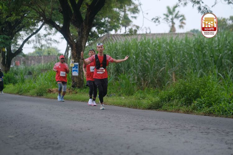 Race photo from Kediri Half Marathon 2025
