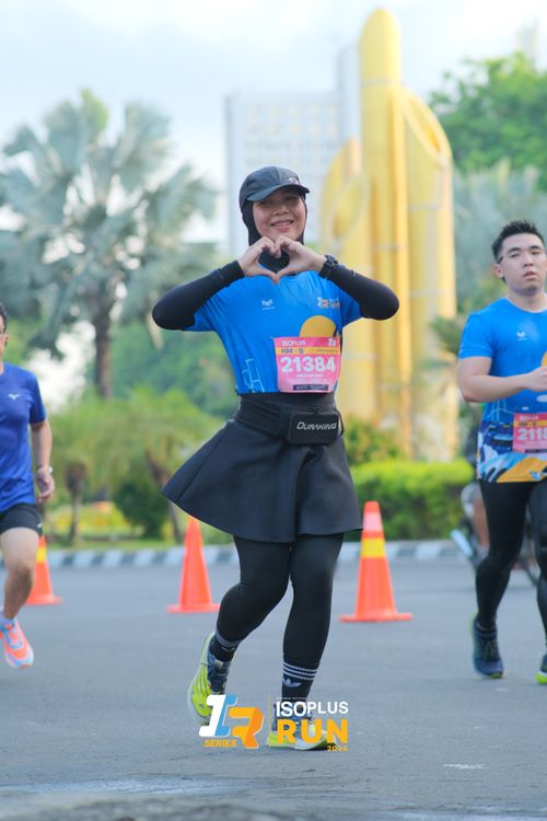 Race photo from Isoplus Run 2024 Surabaya