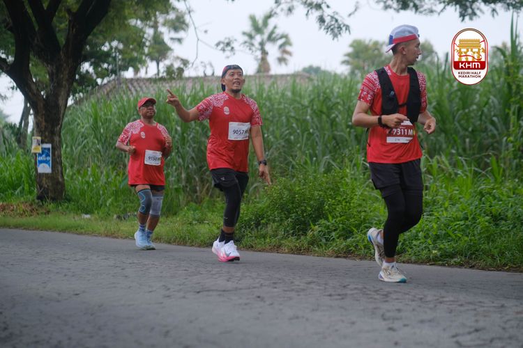 Race photo from Kediri Half Marathon 2025