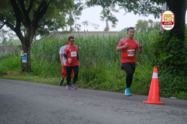 Race photo from Kediri Half Marathon 2025