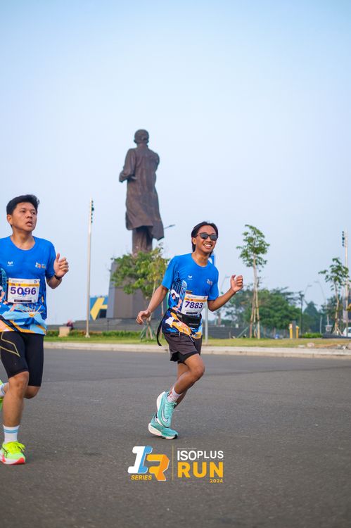 Race photo from ISOPlus Run 2024 Jakarta