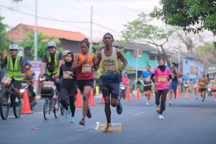 Race photo from Isoplus Run 2024 Surabaya