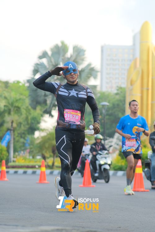 Race photo from Isoplus Run 2024 Surabaya