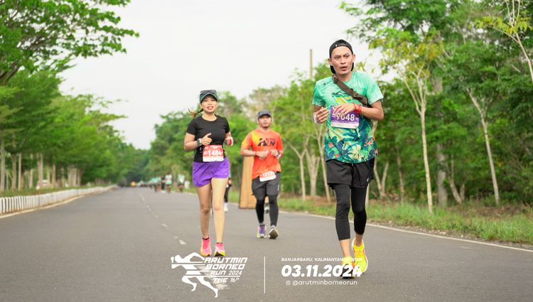 Race photo from Arutmin Borneo Run 2024