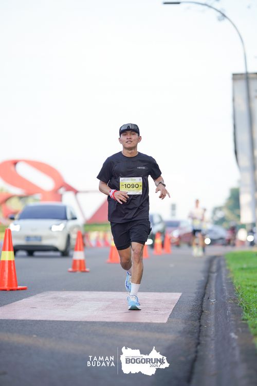 Race photo from Taman Budaya x BOGORUN 2025