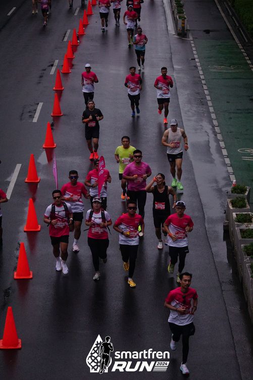 Race photo from Smartfren Run 2024