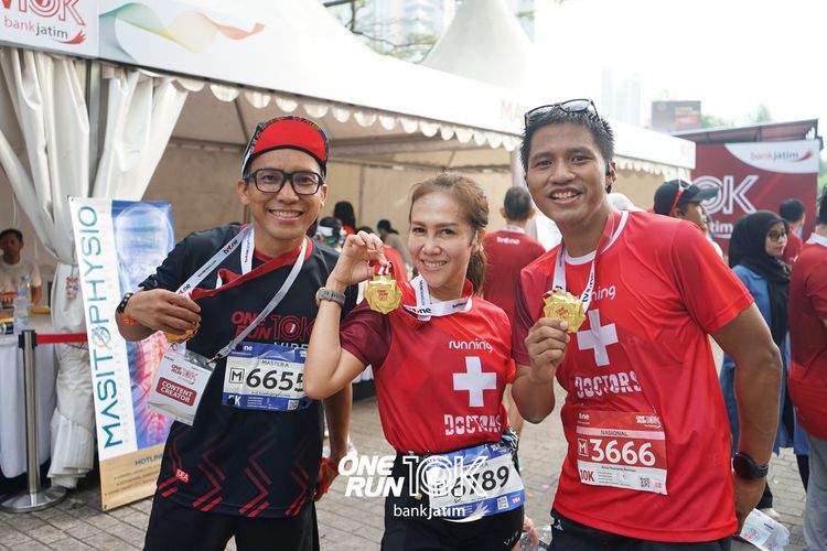 Race photo from ONE RUN 10 K