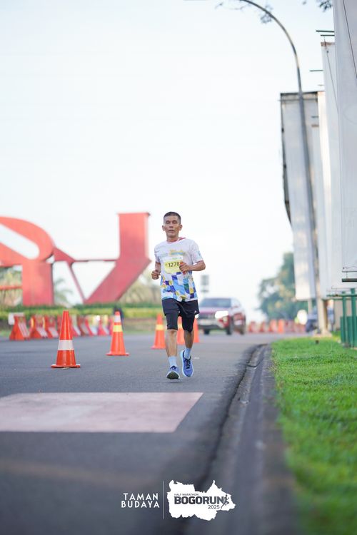 Race photo from Taman Budaya x BOGORUN 2025