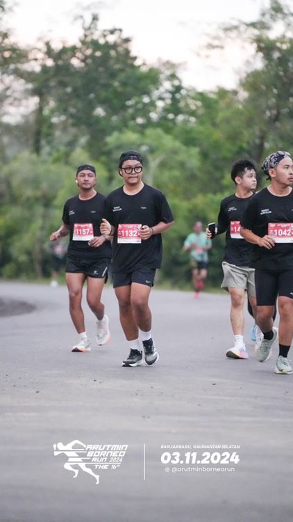 Race photo from Arutmin Borneo Run 2024