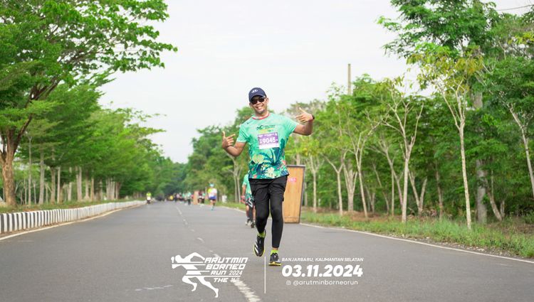 Race photo from Arutmin Borneo Run 2024