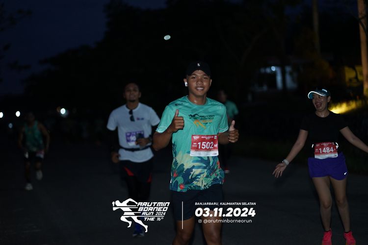 Race photo from Arutmin Borneo Run 2024