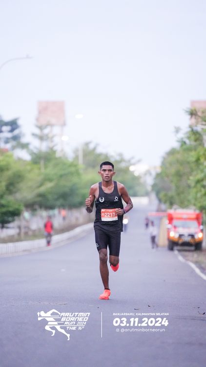Race photo from Arutmin Borneo Run 2024
