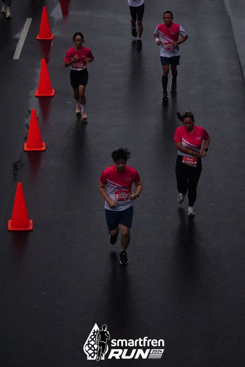Race photo from Smartfren Run 2024