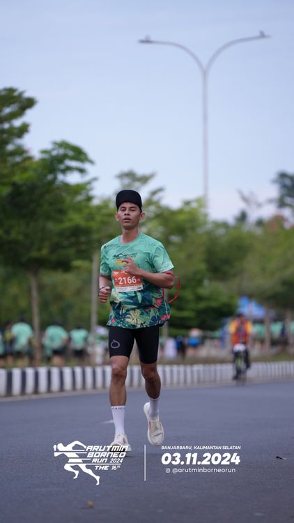 Race photo from Arutmin Borneo Run 2024