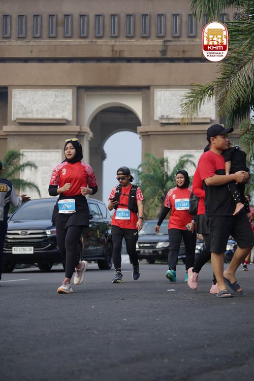 Race photo from Kediri Half Marathon 2025