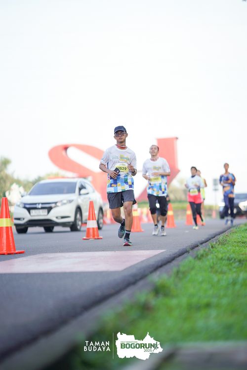 Race photo from Taman Budaya x BOGORUN 2025