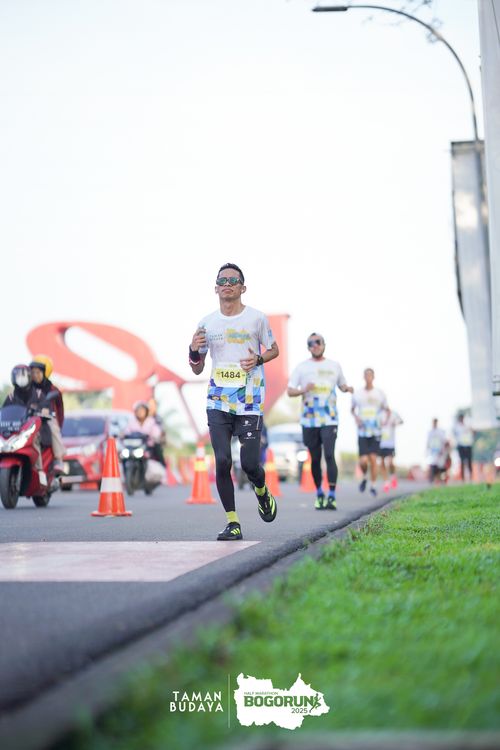 Race photo from Taman Budaya x BOGORUN 2025
