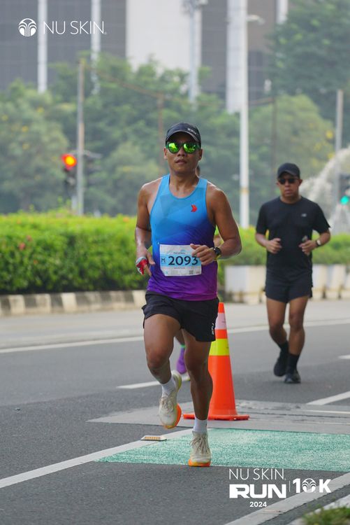 Race photo from Nu Skin Run 10K