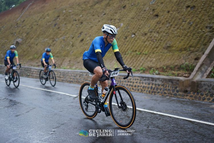 Race photo from Cycling de Jabar 2024