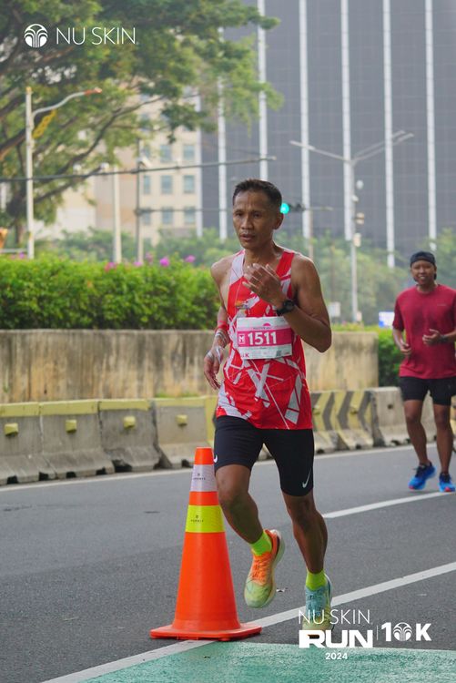 Race photo from Nu Skin Run 10K