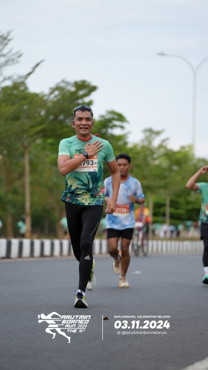 Race photo from Arutmin Borneo Run 2024