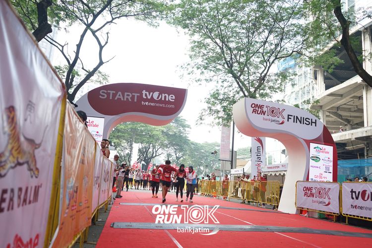 Race photo from ONE RUN 10 K