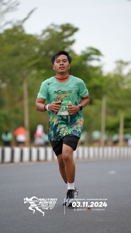 Race photo from Arutmin Borneo Run 2024