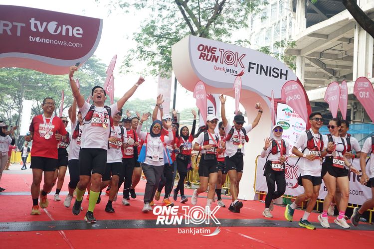Race photo from ONE RUN 10 K