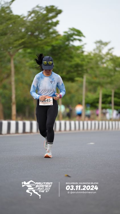 Race photo from Arutmin Borneo Run 2024