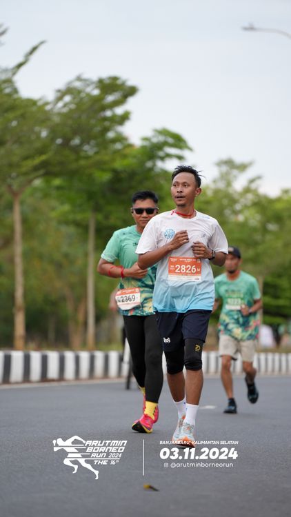 Race photo from Arutmin Borneo Run 2024