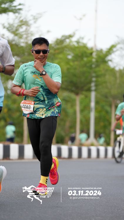 Race photo from Arutmin Borneo Run 2024