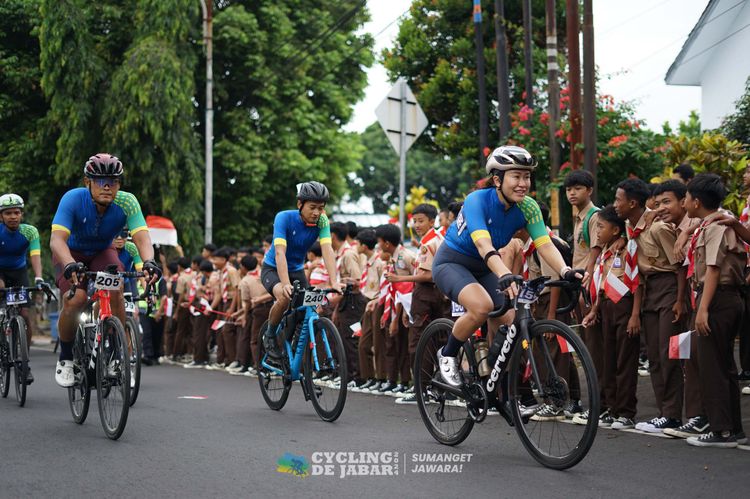Race photo from Cycling de Jabar 2024