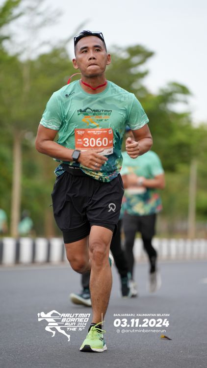 Race photo from Arutmin Borneo Run 2024