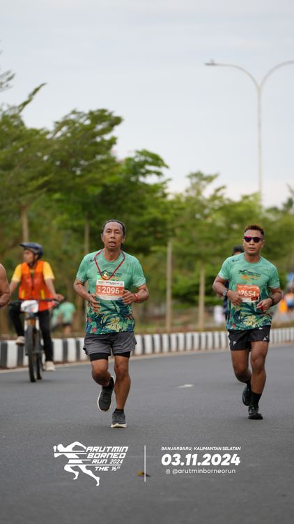 Race photo from Arutmin Borneo Run 2024