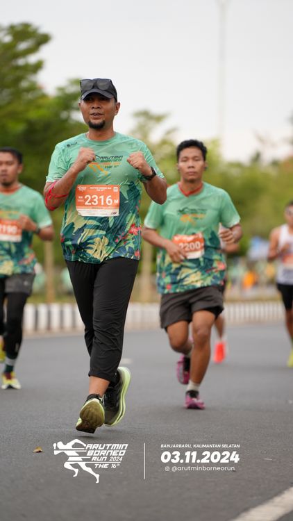 Race photo from Arutmin Borneo Run 2024