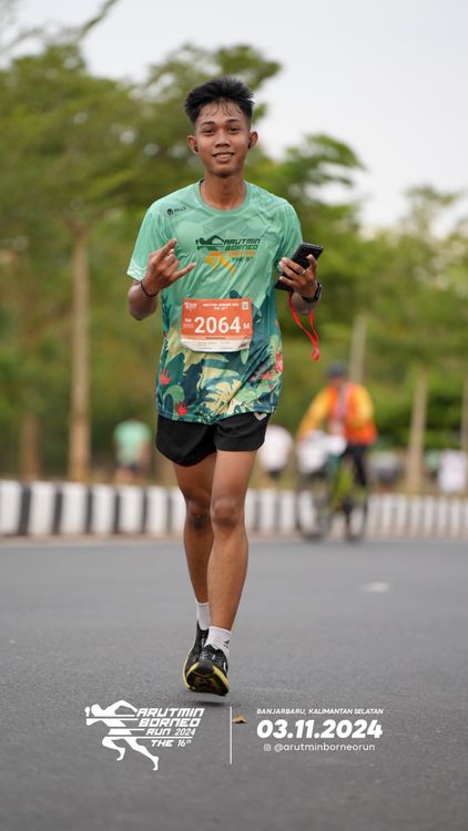 Race photo from Arutmin Borneo Run 2024