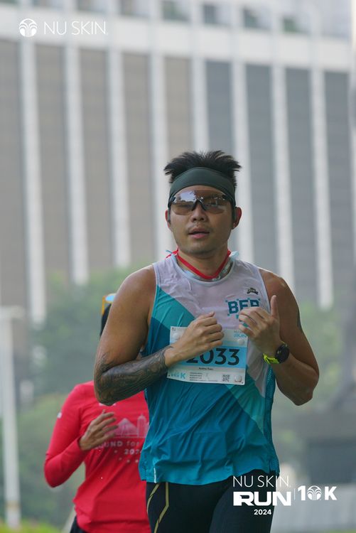Race photo from Nu Skin Run 10K