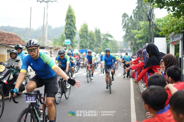 Race photo from Cycling de Jabar 2024