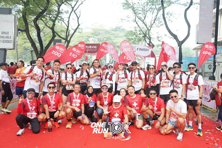 Race photo from ONE RUN 10 K