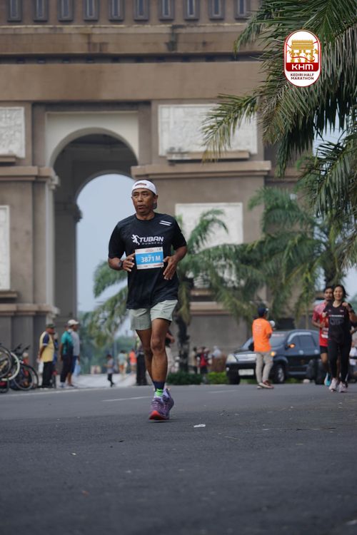 Race photo from Kediri Half Marathon 2025